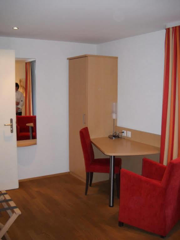 Hotel Flamatt Exteriör bild