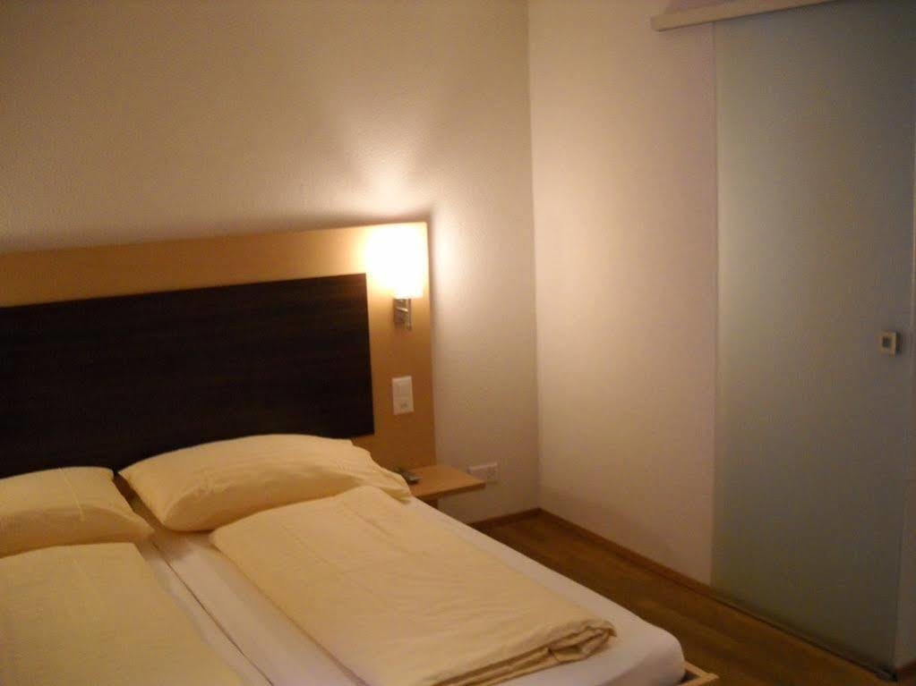 Hotel Flamatt Exteriör bild