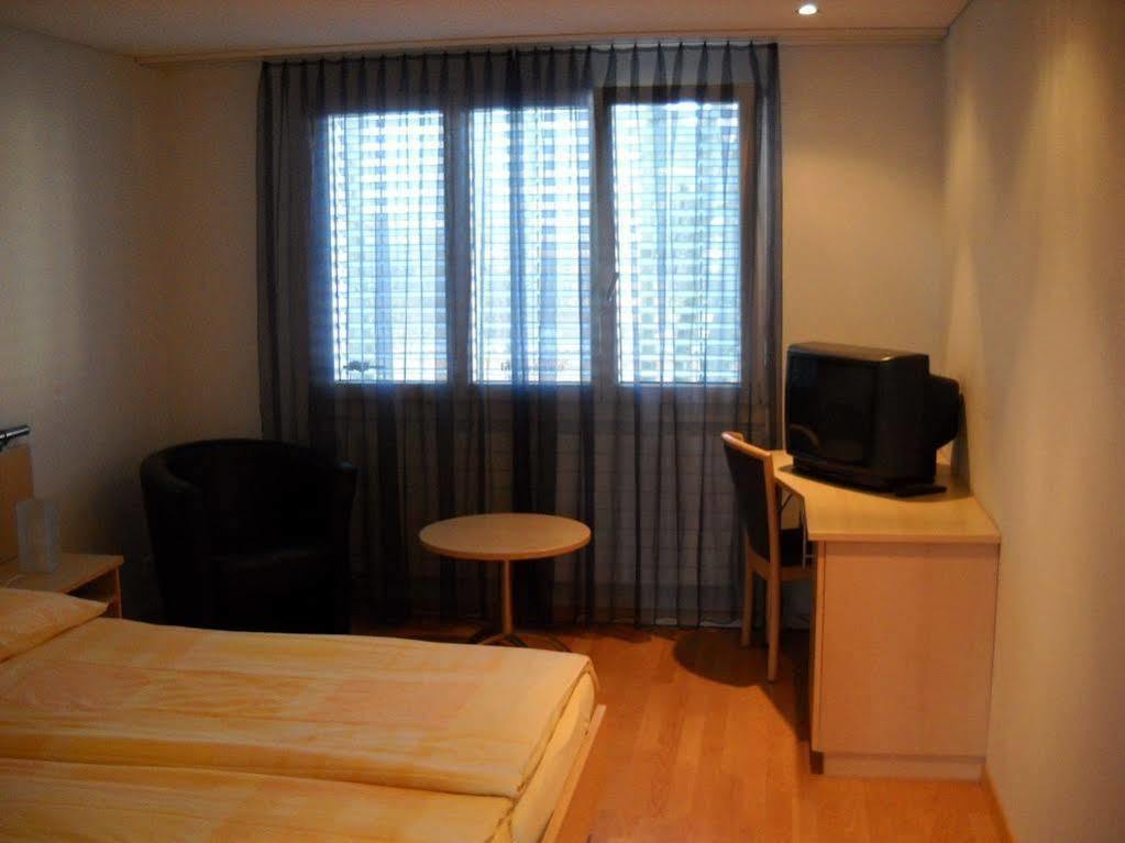 Hotel Flamatt Exteriör bild